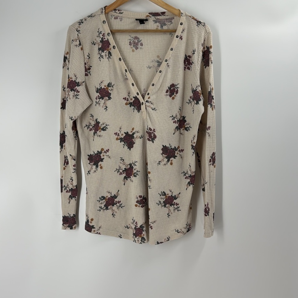 Torrid Henley waffle knit long sleeve cream burgundy  florals casual tunic top